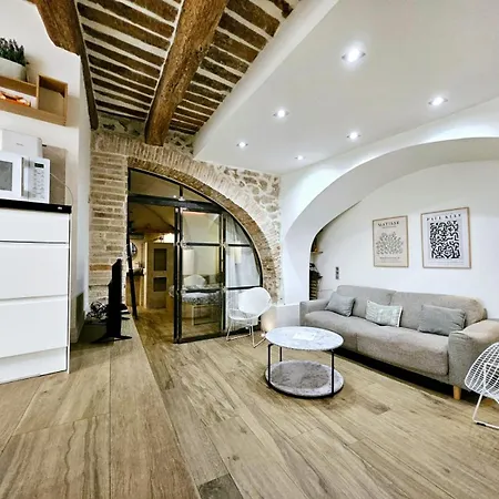 Le Bain Mediterraneen - Joli T2 Dans Le Vieil Apartment Antibes