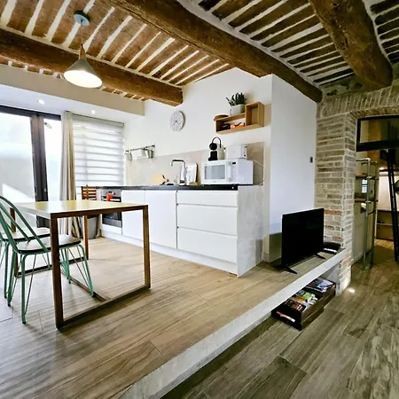 公寓 Le Bain Mediterraneen - Joli T2 Dans Le Vieil 昂蒂布