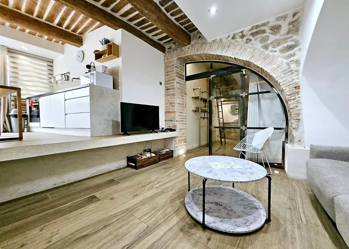 Daire Le Bain Mediterraneen - Joli T2 Dans Le Vieil Antibes